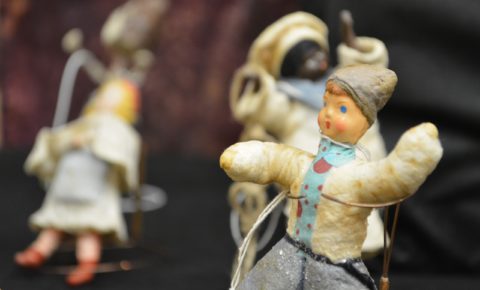 Ватные традиции: мастеров «Зарани» обучают созданию ватной игрушки