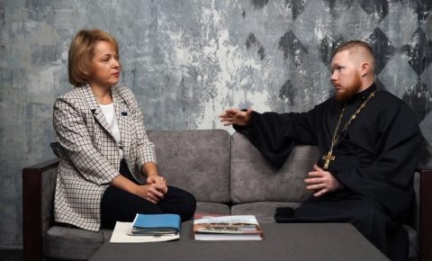 «Семья – это здоровая жертвенность»: интервью с известным психологом и священником Иваном Коюшевым