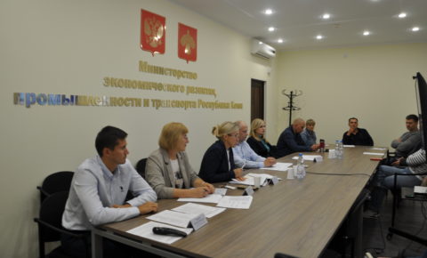 В Республике Коми обсудили изменения организации перевозок пассажиров и багажа легковым такси