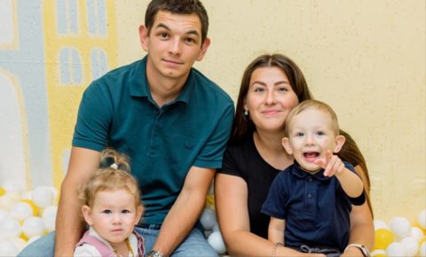 Быть примером для детей: глава семейства Алексей Андреев делится секретами счастья