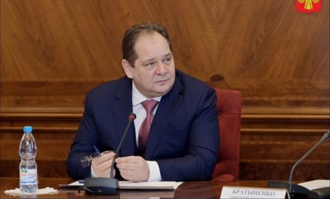 Ростислав Гольдштейн поручил региональному Минздраву усилить службу выдачи льготных лекарств