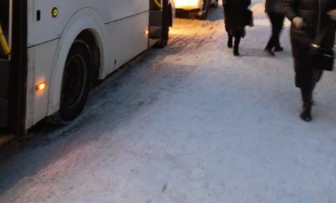 Когда прекратится «штурм» автобусов?!