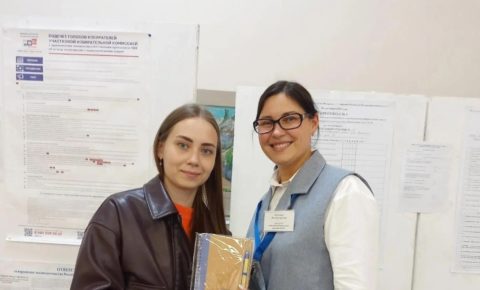 В Сыктывдине впервые голосующим особое внимание и памятные подарки
